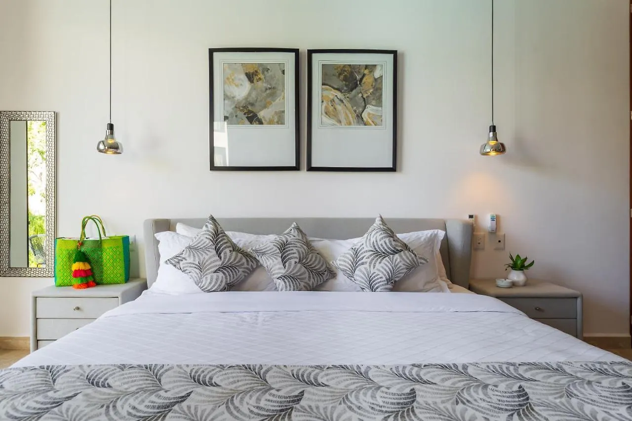 Hotel-Style Room In Condominium With Gym And Spa Included Τουλούμ