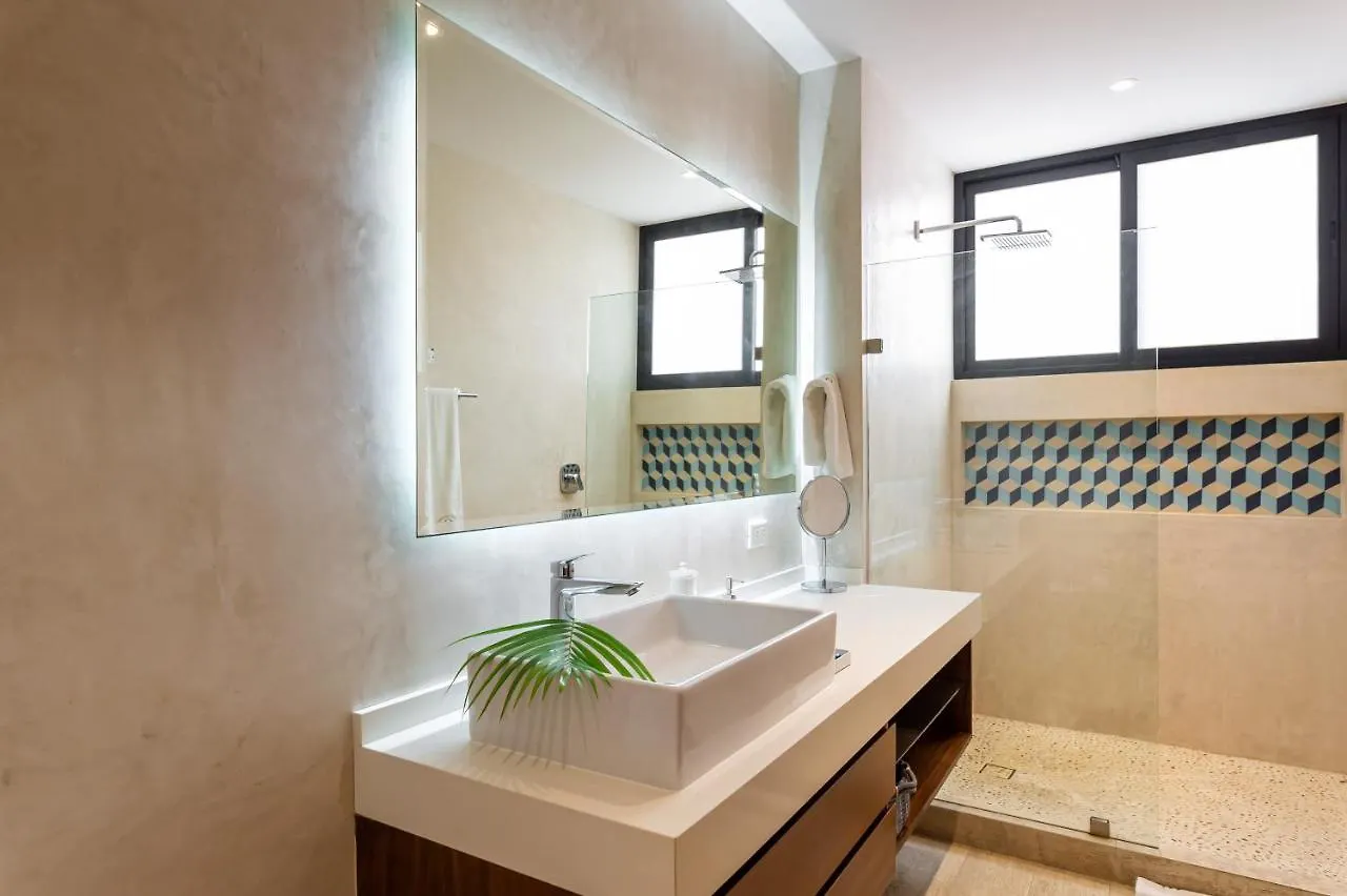 Hotel-Style Room In Condominium With Gym And Spa Included Tulum Mexico